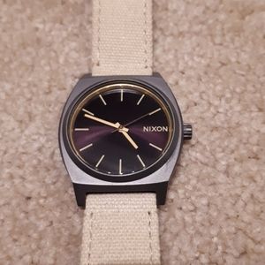 Nixon Watch